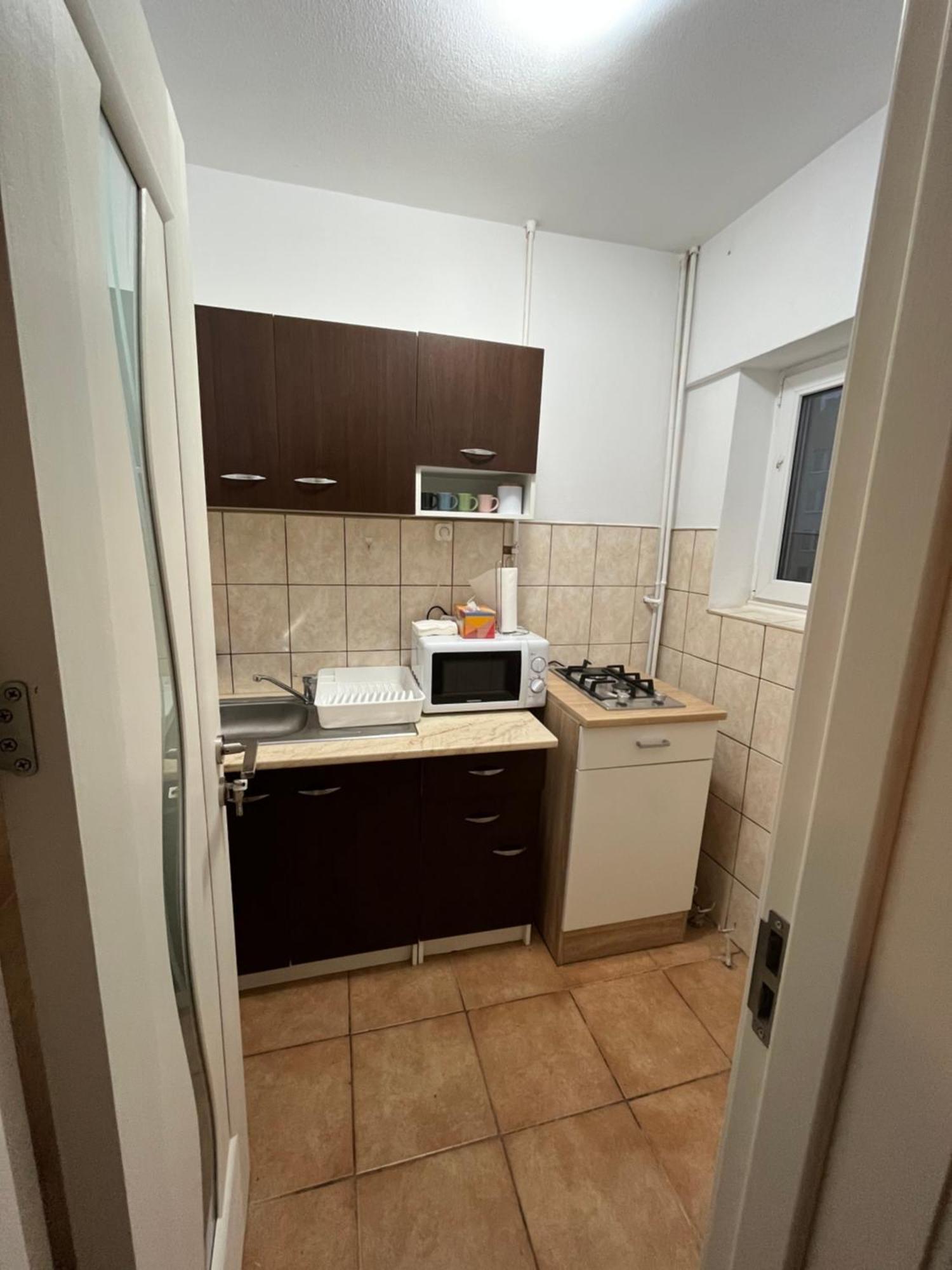 Focus Hun 2 Apartment Миеркуря Чук Екстериор снимка